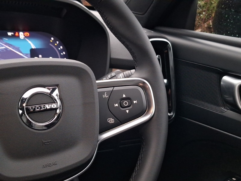 Used Volvo XC40 2025 for sale - 76431421: Photo 10