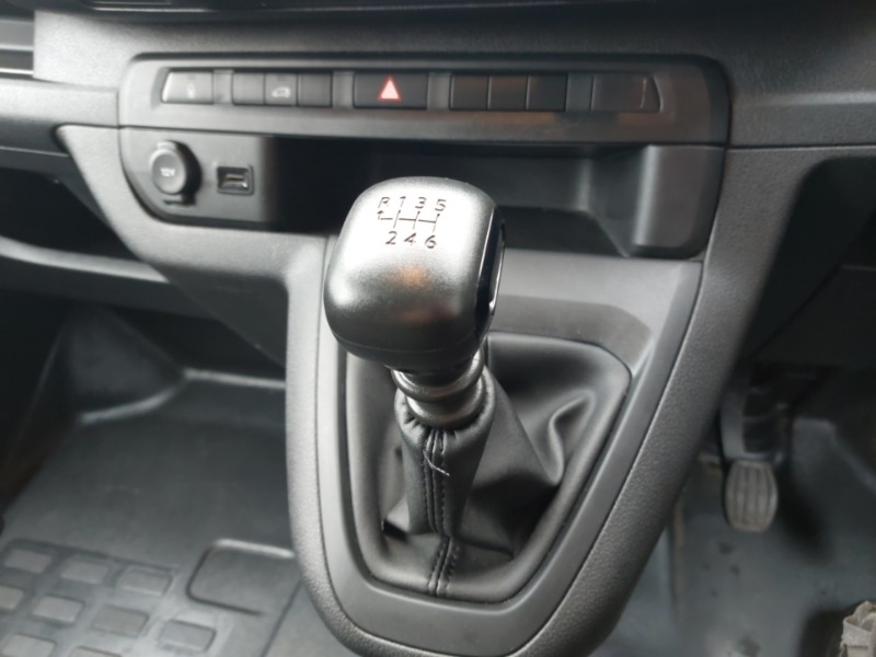 Used Vauxhall Vivaro 2023 for sale - 77818660: Photo 12