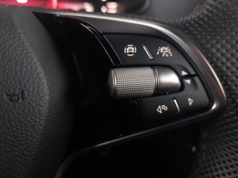 Used Skoda Karoq 2024 for sale - 77544706: Photo 11