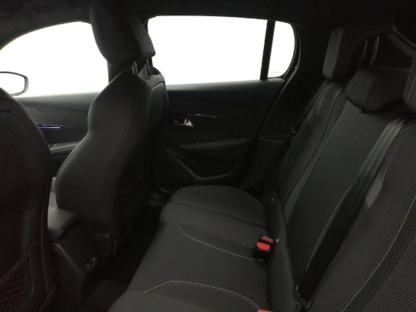 Used Peugeot 208 2025 for sale - 76258749: Photo 6