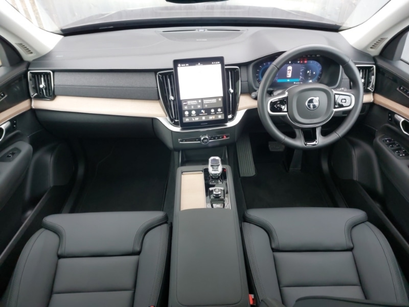 Used Volvo XC90 2025 for sale - 77889707: Photo 2