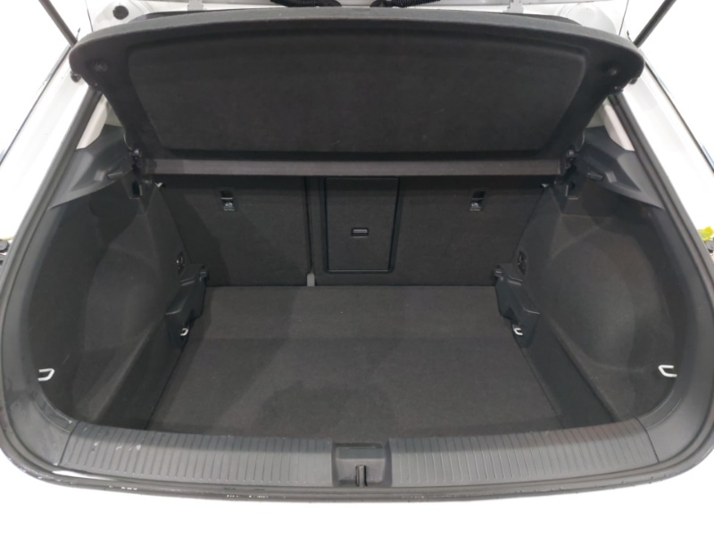 Used Volkswagen T-Roc 2022 for sale - 76404132: Photo 8