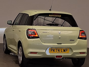 Used Suzuki Swift 2024 for sale - 76907545: Photo