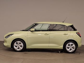 Used Suzuki Swift 2024 for sale - 76907545: Photo