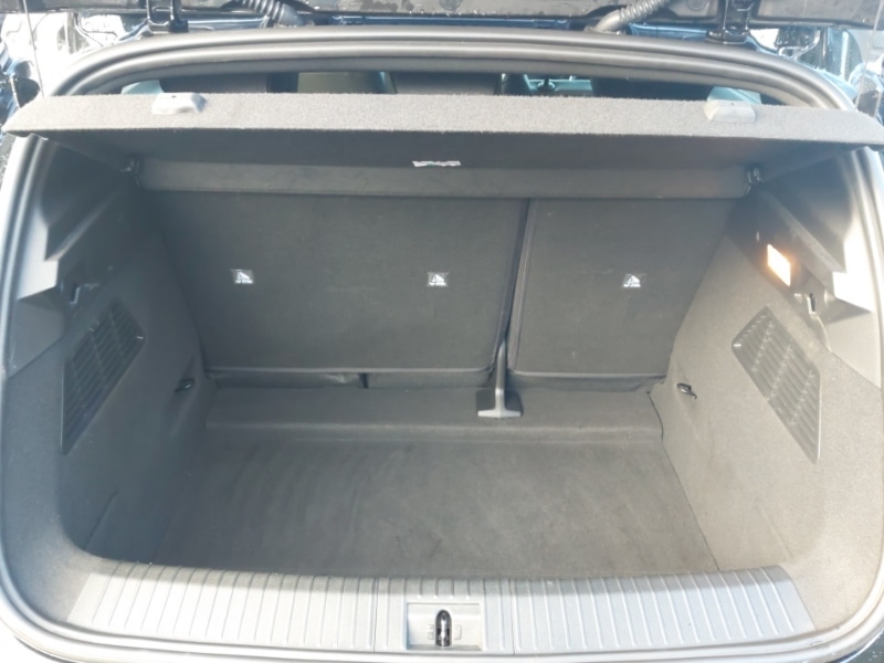 Used Renault Megane E Tech 2022 for sale - 77386087: Photo 8