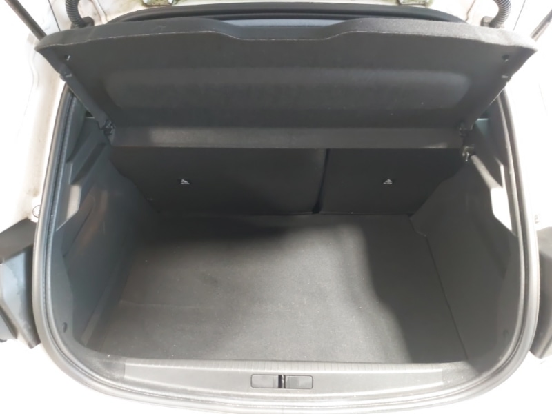 Used Peugeot 208 2021 for sale - 77290249: Photo 8