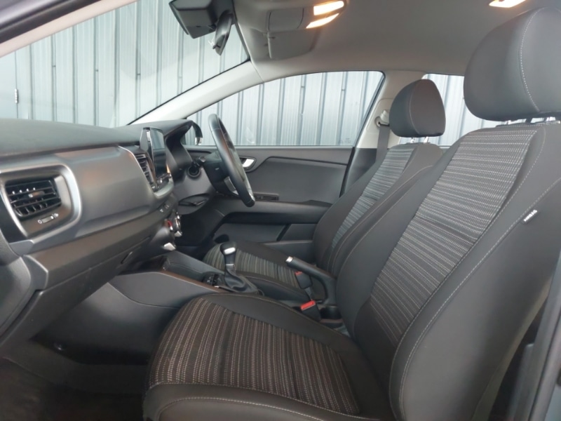 Used Kia Stonic 2021 for sale - 77606637: Photo 5