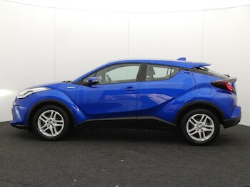 Used Toyota C-HR 2021 for sale - 76246374: Photo 4
