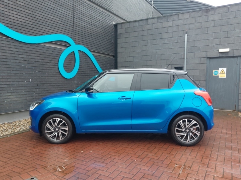 Used Suzuki Swift 2022 for sale - 76764470: Photo 4