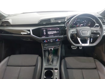 Used Audi Q3 2022 for sale - 79310138: Photo