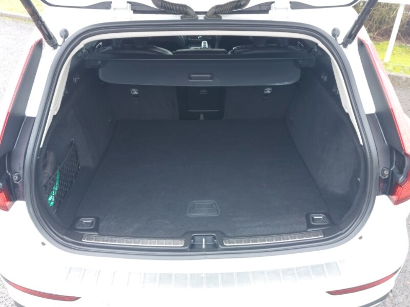 Used Volvo V60 2021 for sale - 77874911: Photo 8