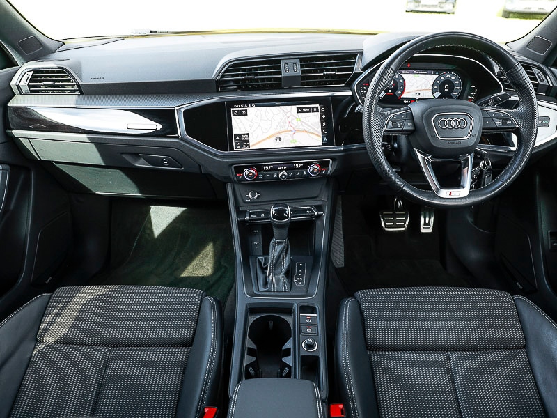 Used Audi Q3 2023 for sale - 76970859: Photo 2