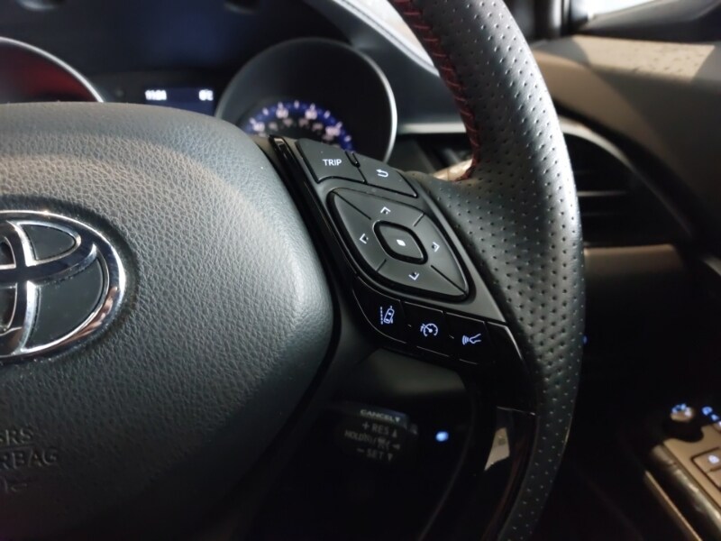 Used Toyota C-HR 2022 for sale - 77569431: Photo 11