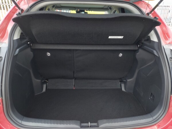 Used Toyota Yaris 2022 for sale - 76220939: Photo 8