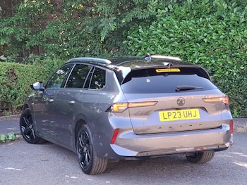 Used Vauxhall Astra 2023 for sale - 79469939: Photo