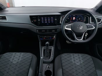Used Volkswagen Polo 2023 for sale - 76140875: Photo 2