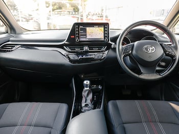 Used Toyota C-HR 2022 for sale - 75394764: Photo