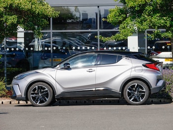 Used Toyota C-HR 2022 for sale - 75394764: Photo