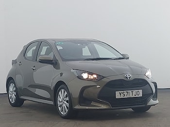 Used Toyota Yaris 2022 for sale - 75710605: Photo