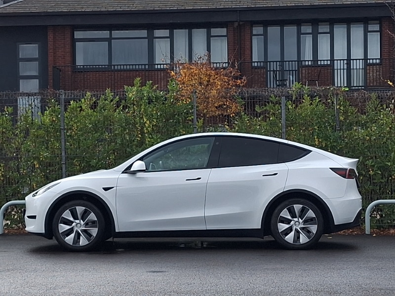 Used Tesla Model Y 2023 for sale - 76502625: Photo 4