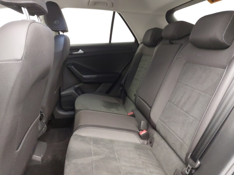 Used Volkswagen T-Roc 2023 for sale - 76532763: Photo 6