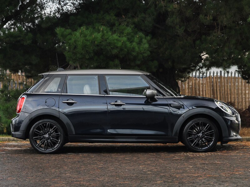 Used MINI Cooper 2023 for sale - 76861613: Photo 2