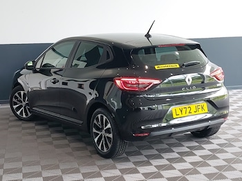 Used Renault Clio 2023 for sale - 78921989: Photo