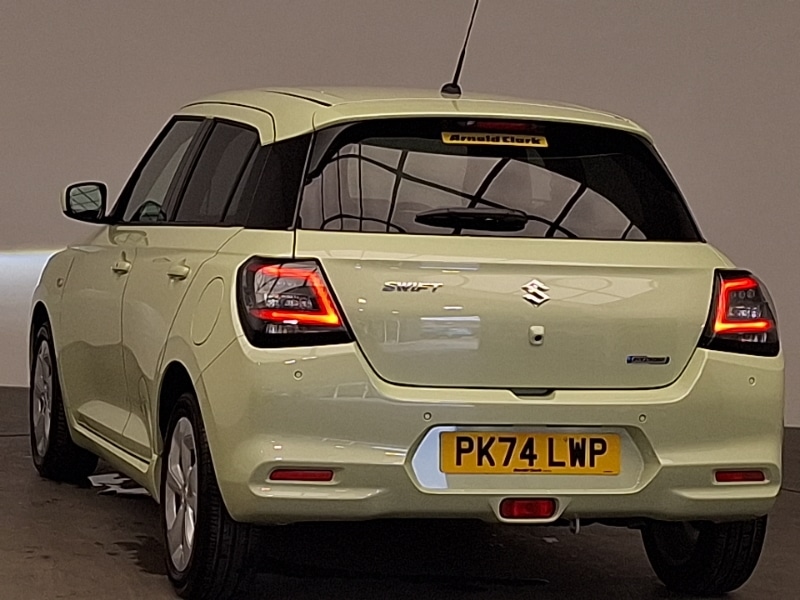 Used Suzuki Swift 2024 for sale - 76619317: Photo 3