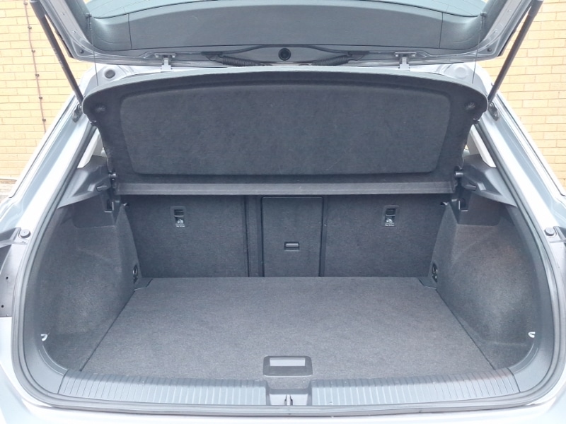 Used Volkswagen T-Roc 2022 for sale - 76335387: Photo 8