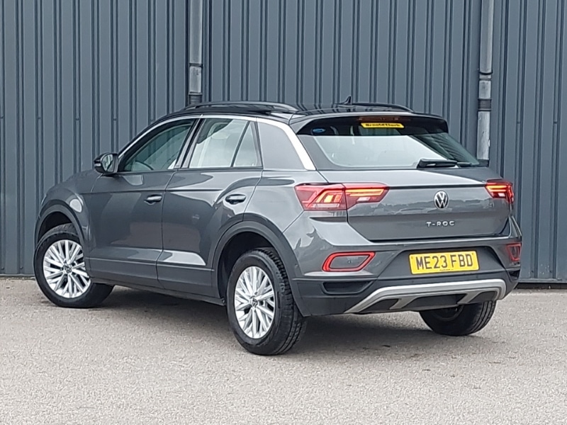 Used Volkswagen T-Roc 2023 for sale - 76770880: Photo 3