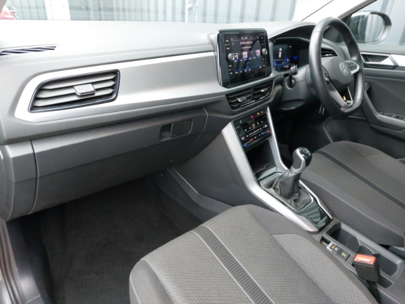 Used Volkswagen T-Roc 2023 for sale - 76770880: Photo 5