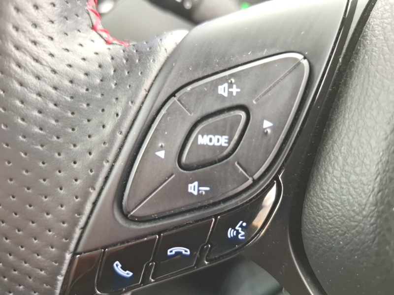 Used Toyota C-HR 2023 for sale - 77874702: Photo 12