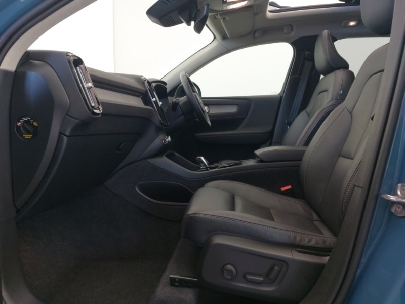 Used Volvo XC40 2024 for sale - 77318878: Photo 5