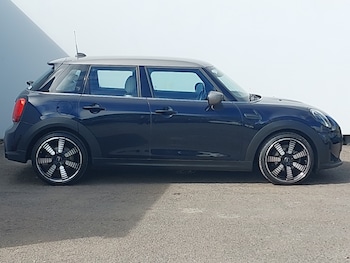 Used MINI Hatch 2021 for sale - 78933403: Photo