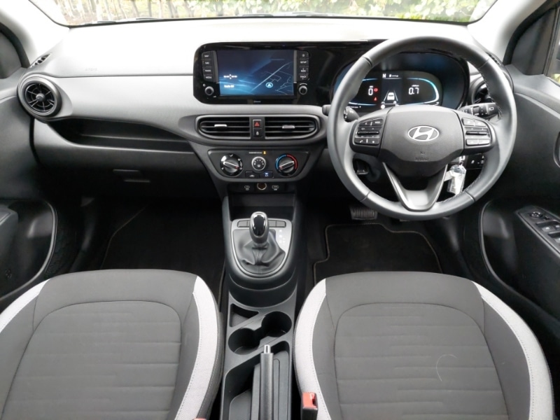 Used Hyundai i10 2024 for sale - 76383770: Photo 2