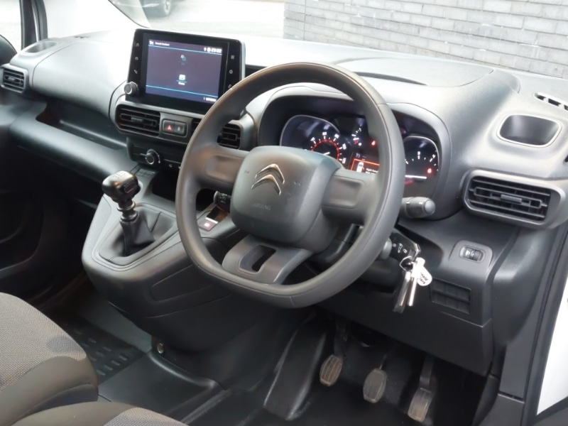 Used Citroen Berlingo 2022 for sale - 77043932: Photo 2