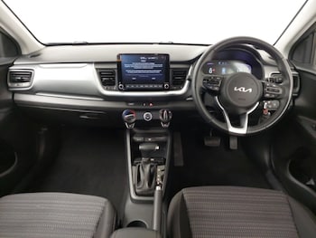 Used Kia Stonic 2024 for sale - 78498175: Photo