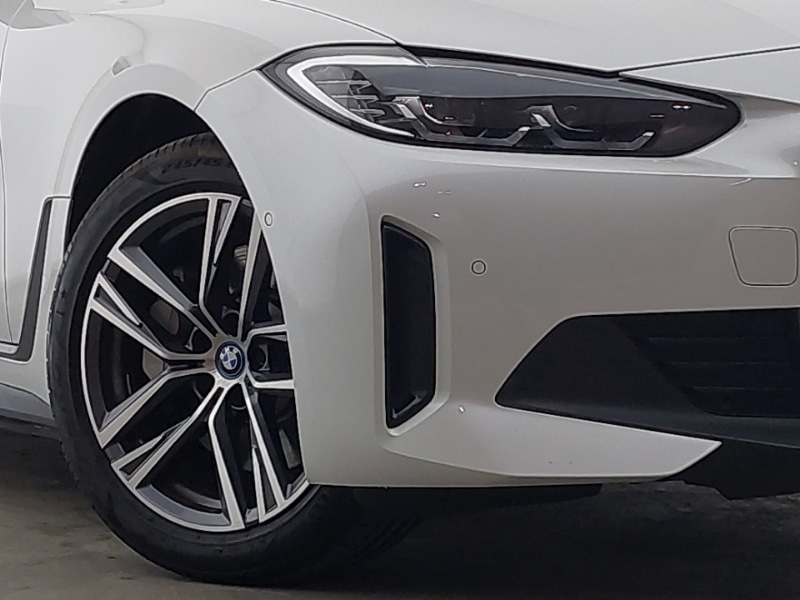 Used BMW i4 2024 for sale - 76426878: Photo 9