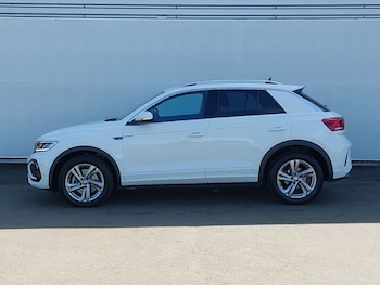 Used Volkswagen T-Roc 2024 for sale - 76129376: Photo 4