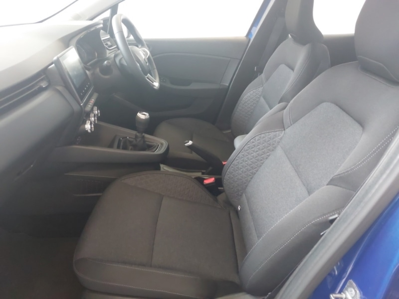 Used Renault Clio 2023 for sale - 76560733: Photo 5