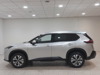 Used Nissan X-Trail 2022 for sale - 77682744: Photo