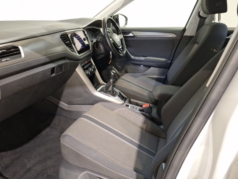 Used Volkswagen T-Roc 2020 for sale - 76932838: Photo 5