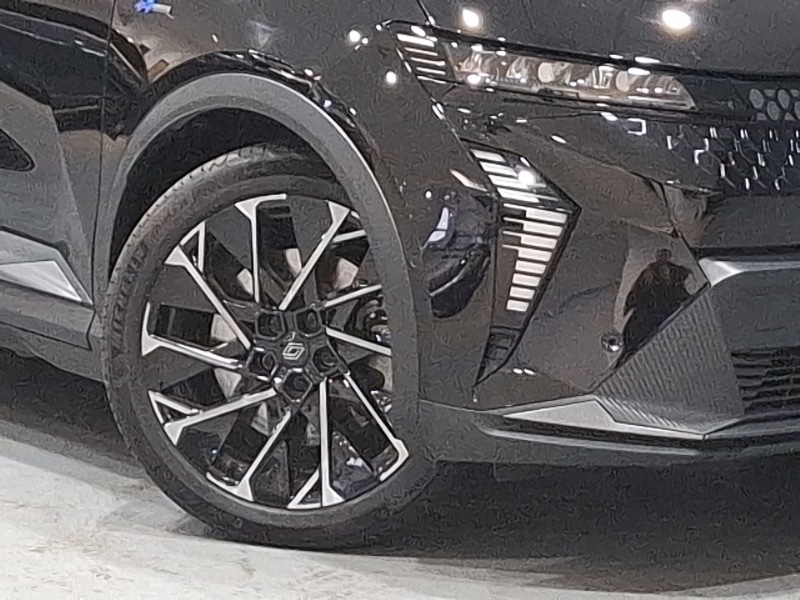 Used Renault Scenic E-Tech 2024 for sale - 76365994: Photo 9