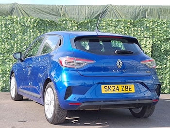 Used Renault Clio 2024 for sale - 78328296: Photo