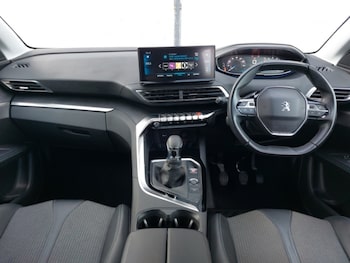 Used Peugeot 3008 2022 for sale - 76225685: Photo 2
