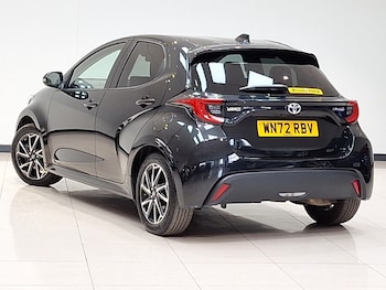 Used Toyota Yaris 2022 for sale - 75546819: Photo