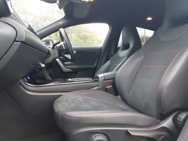 Used Mercedes-Benz CLA 2023 for sale - 76838788: Photo 5