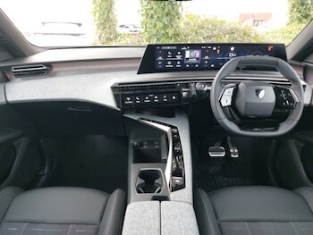 Used Peugeot 5008 2025 for sale - 77434422: Photo