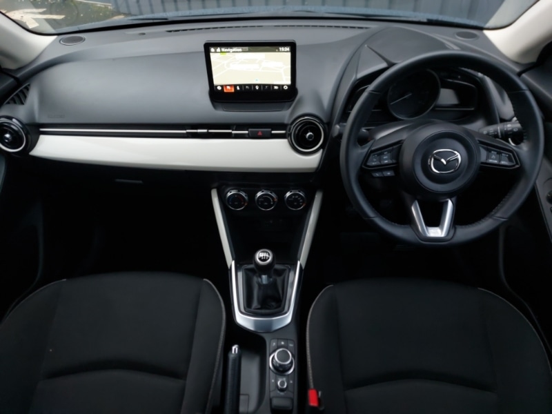 Used Mazda Mazda2 2024 for sale - 77320072: Photo 2