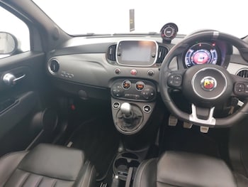 Used Abarth 595 2021 for sale - 76668808: Photo